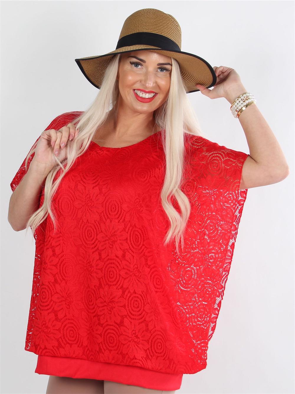 Tea Lace - Sort tætsiddende top med løst blondestof udover